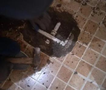崇州卫生间漏水维修公司为您分享下卫生间渗水如何处理及注意事项
